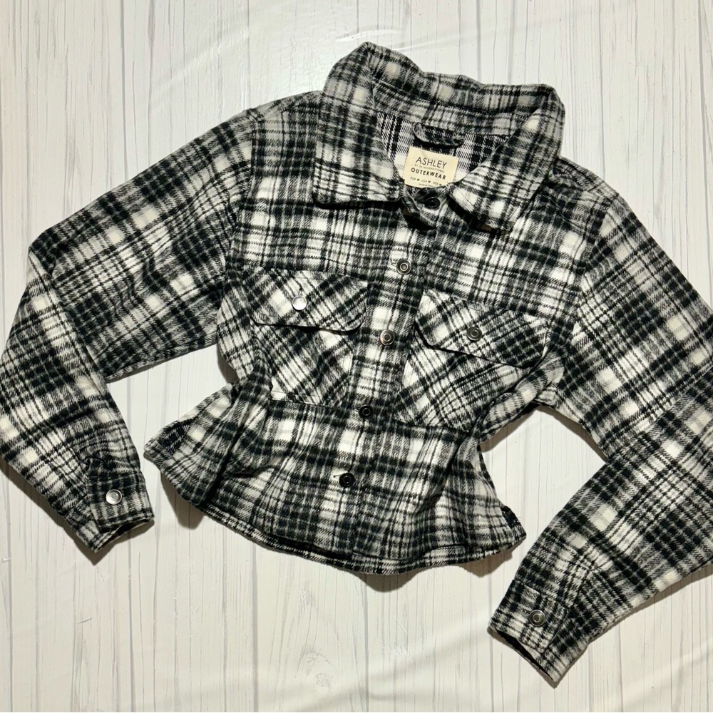 Ashley By Buckle Plaid Jacket